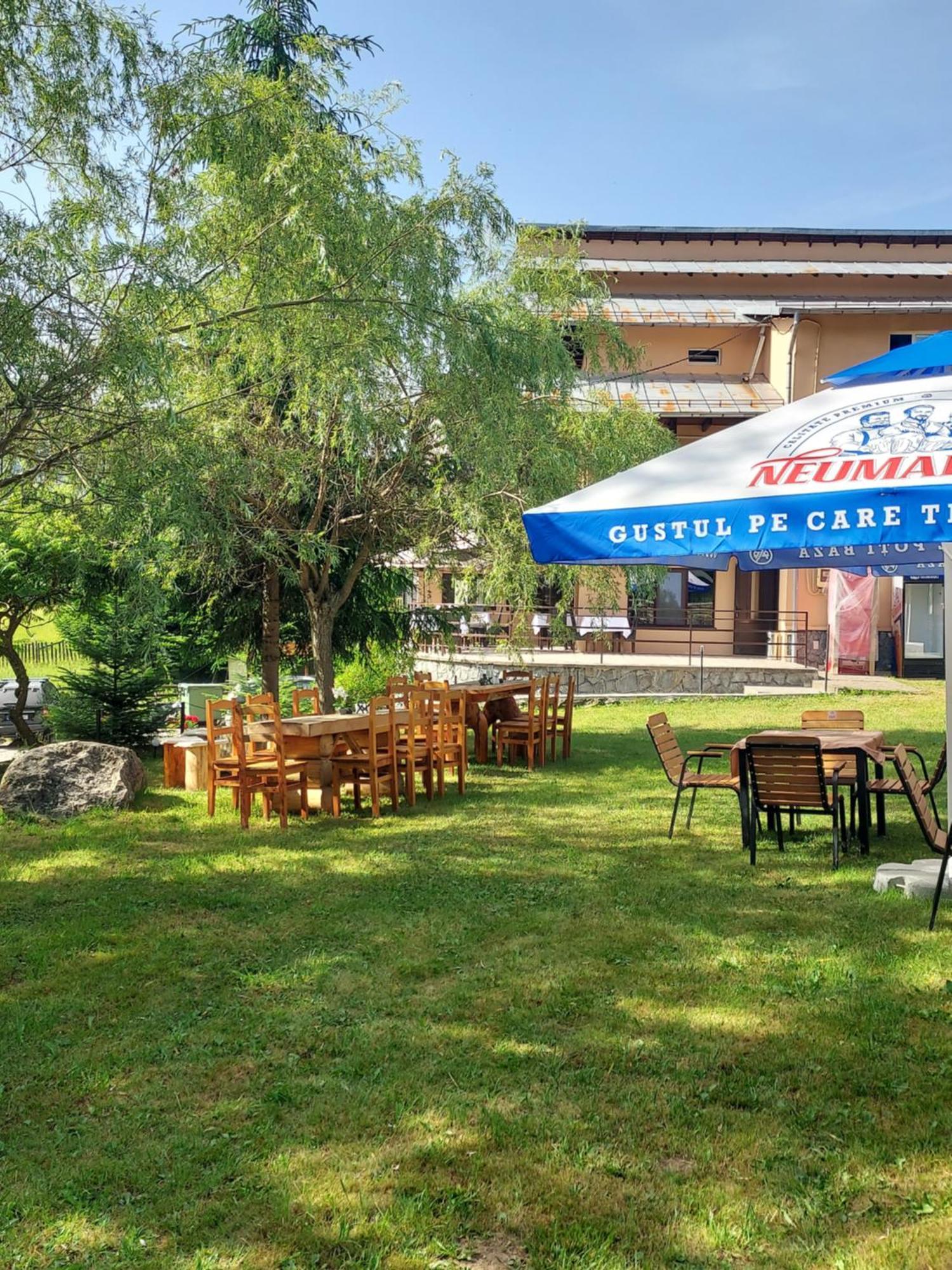 Pensiunea La Taverna Trăisteni Exteriér fotografie